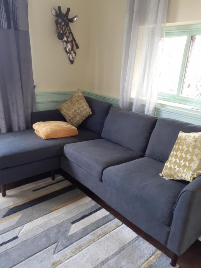 Distant Lights Apartment Lower Boscaswell ภายนอก รูปภาพ