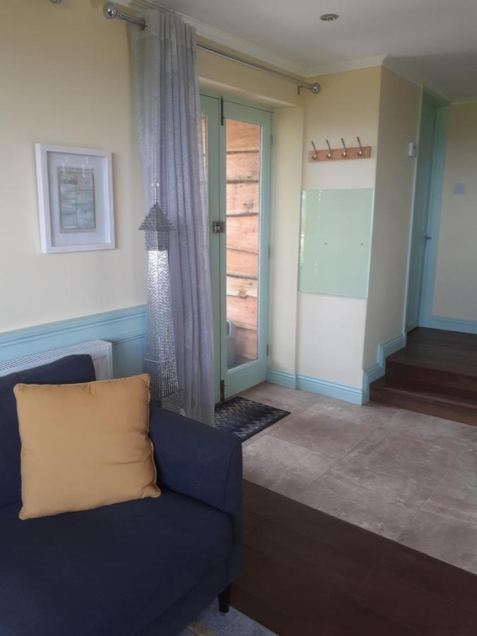 Distant Lights Apartment Lower Boscaswell ภายนอก รูปภาพ